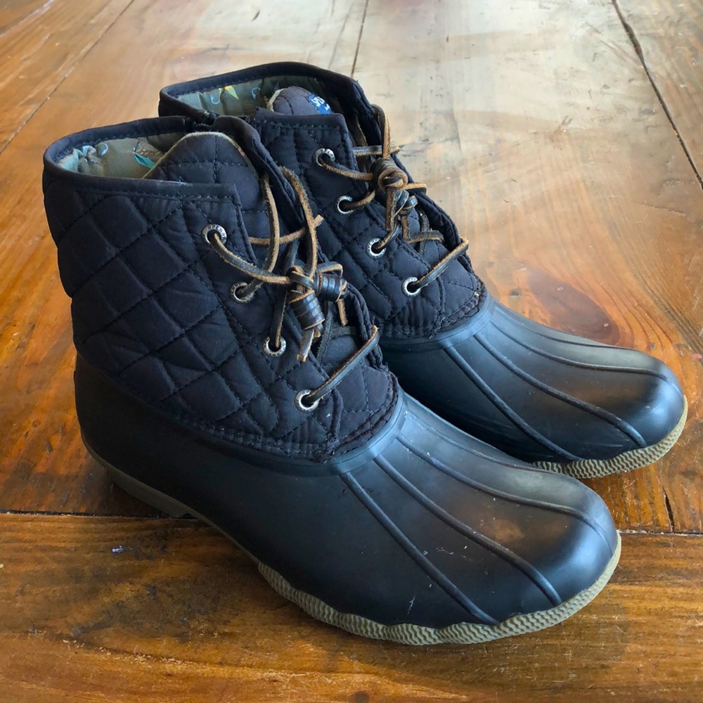 Women’s Sperry Black Duck Boot Size 8.5